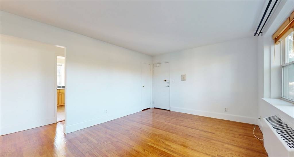 Boston, MA 02130,461 Arborway #2