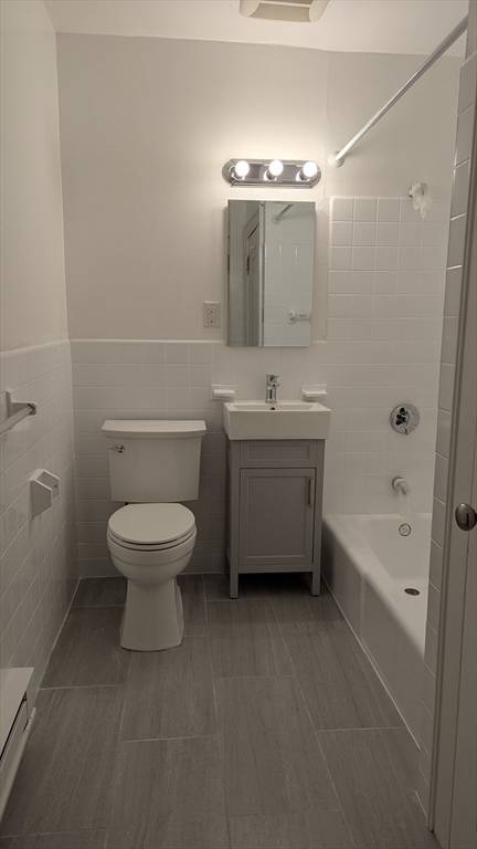 Boston, MA 02116,232 Newbury Street #32