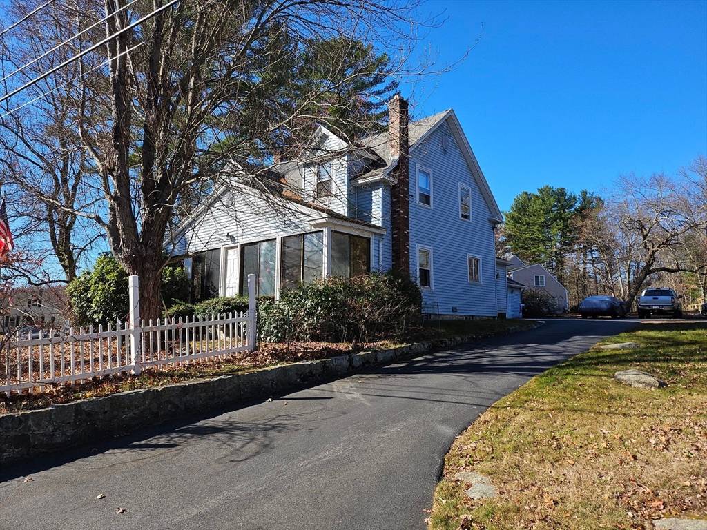 Northbridge, MA 01588,211 Union Street