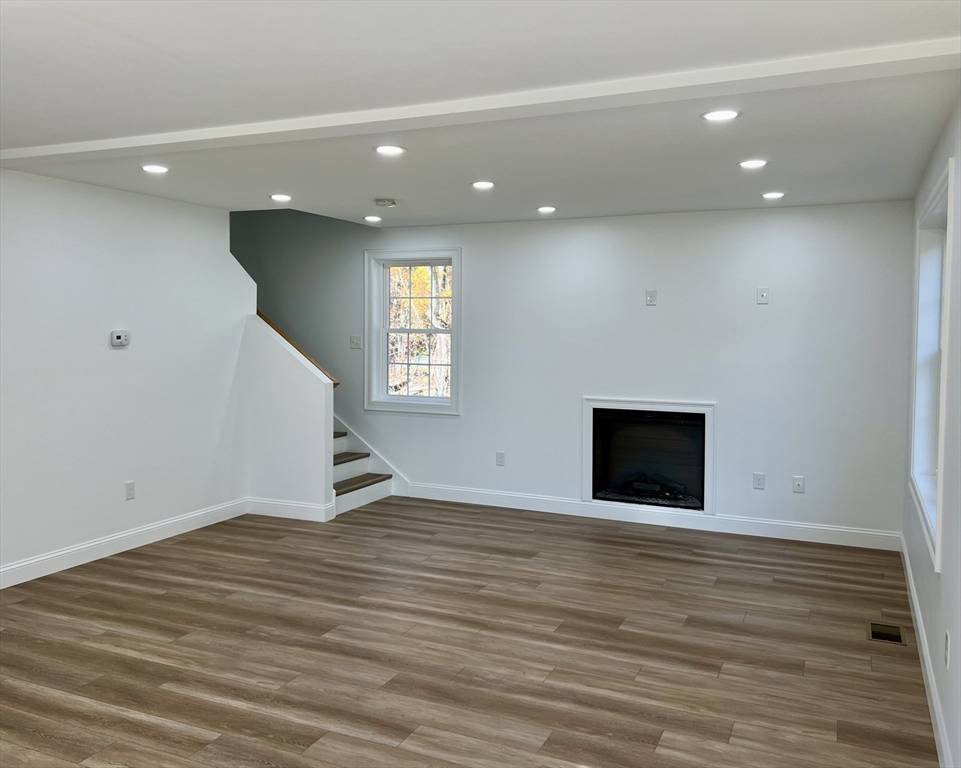 214 Rawson St Leicester, MA 01524