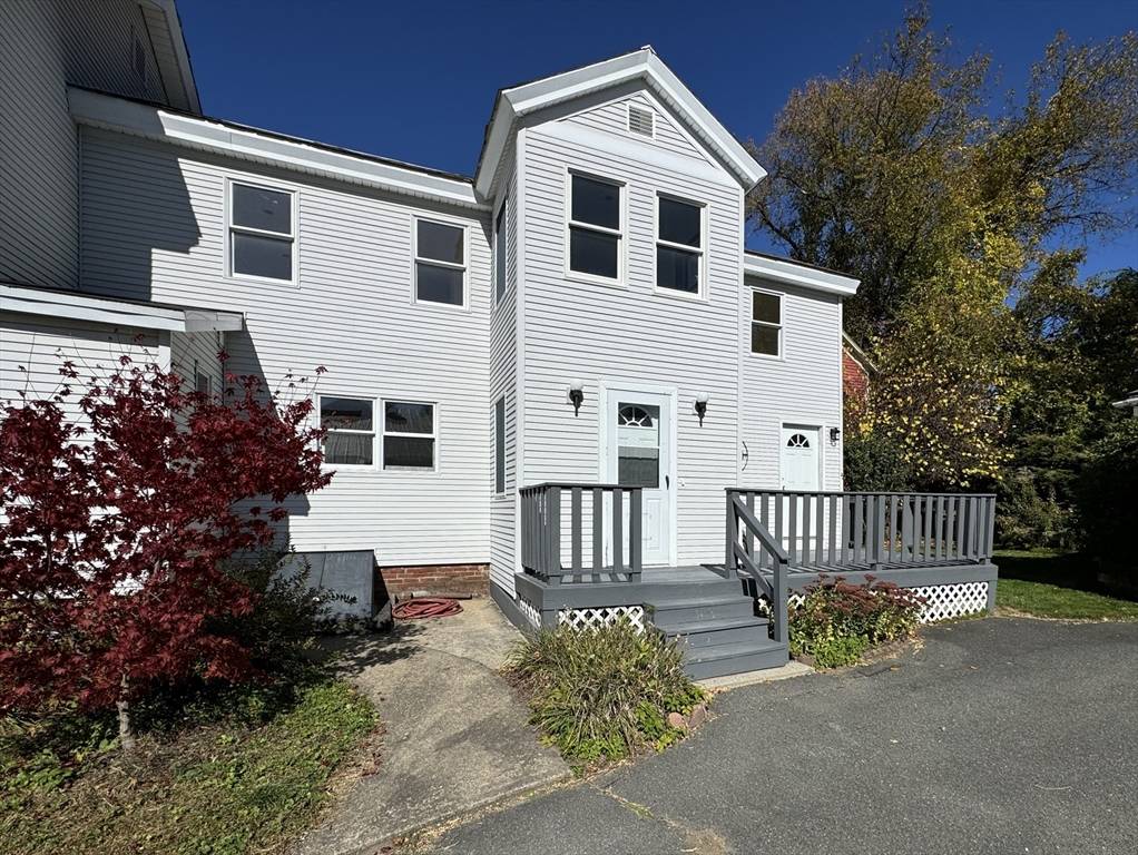 Greenfield, MA 01301,83 Davis Street