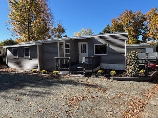 Ludlow, MA 01056,350 West Street #19