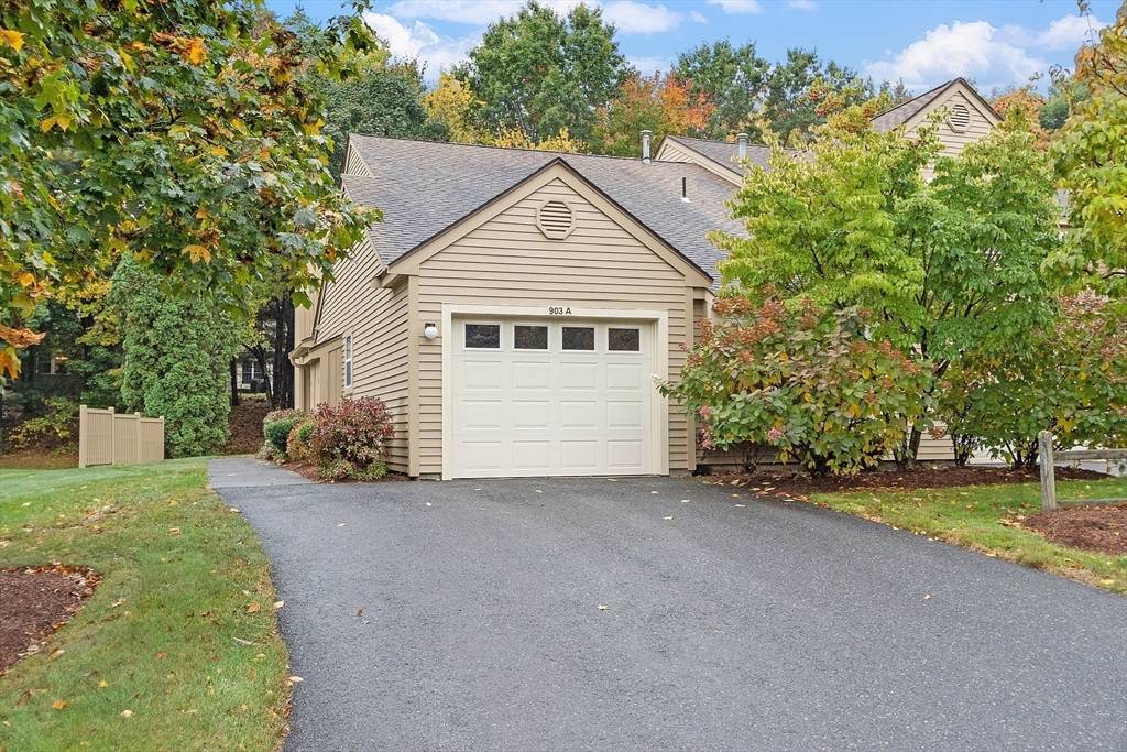 Clinton, MA 01510,903 Ridgefield Cir #A