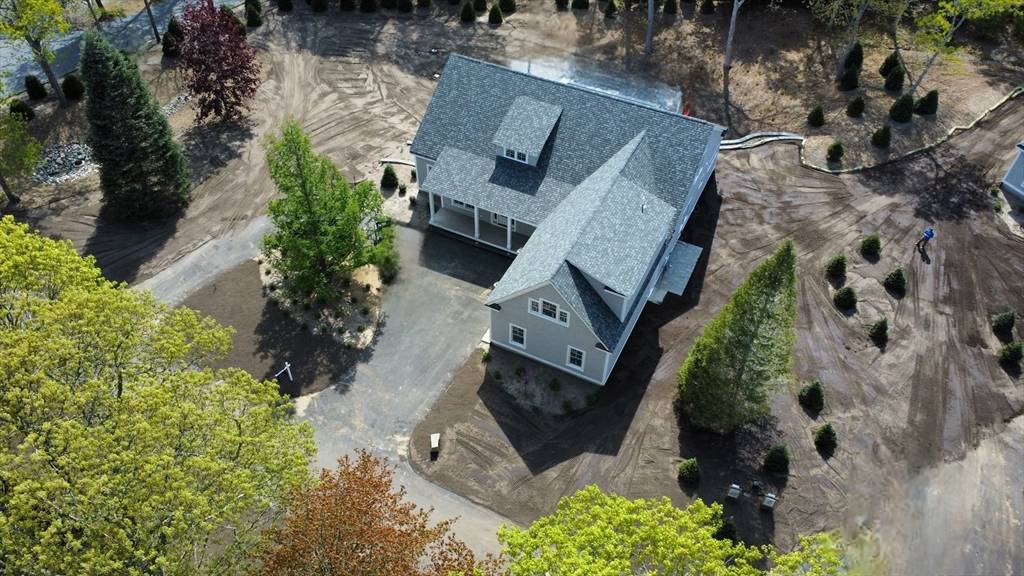 Orleans, MA 02653,8 Monomoy Lane