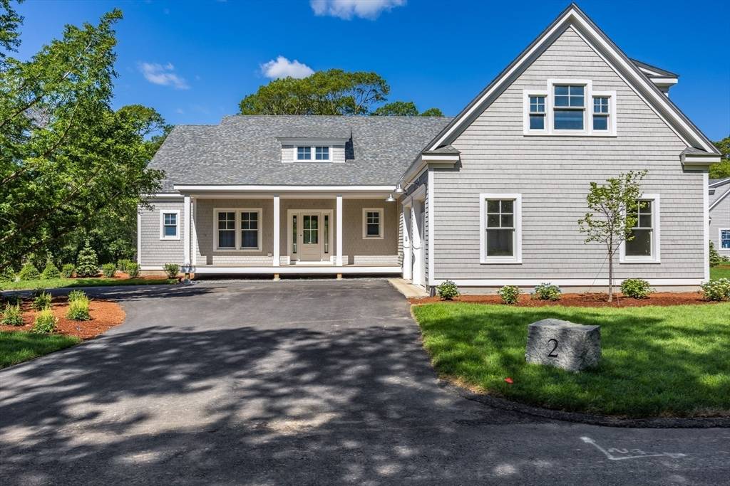 Orleans, MA 02653,8 Monomoy Lane