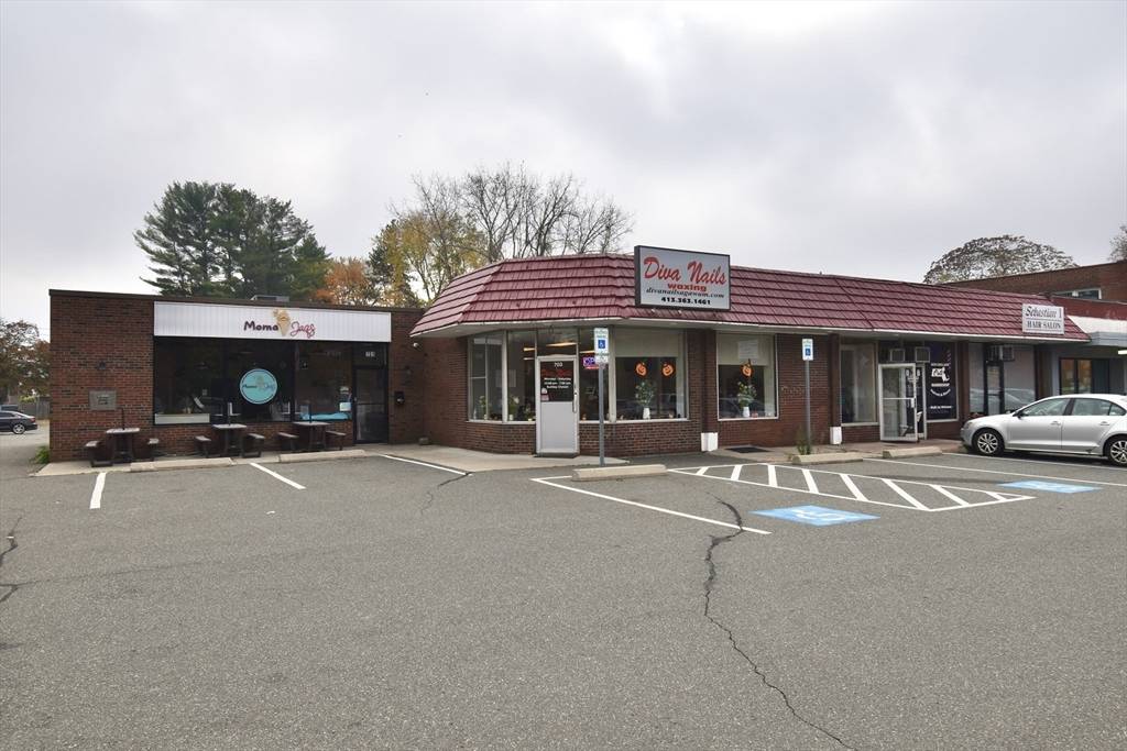 Agawam, MA 01101,701-711 Main St