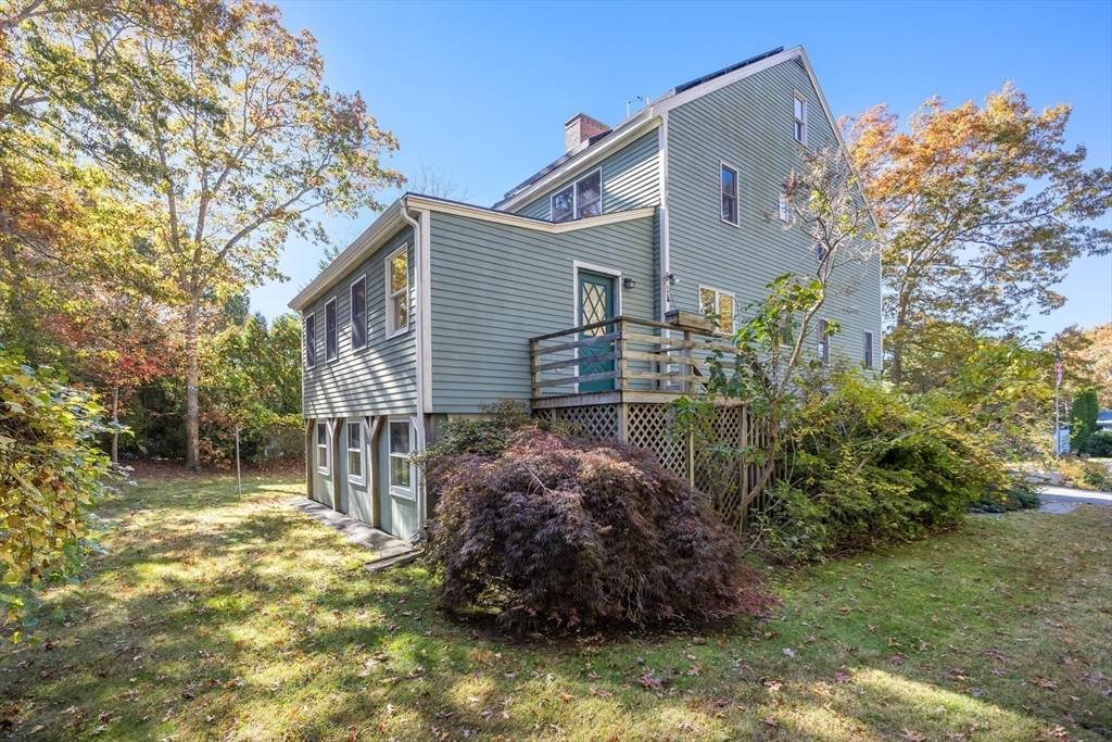 Bourne, MA 02532,43 Sea Breeze Dr