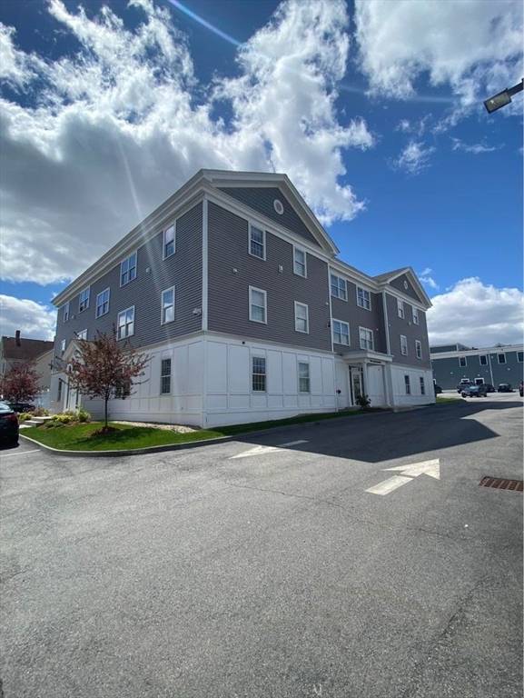 North Andover, MA 01845,47 Saunders Street #47