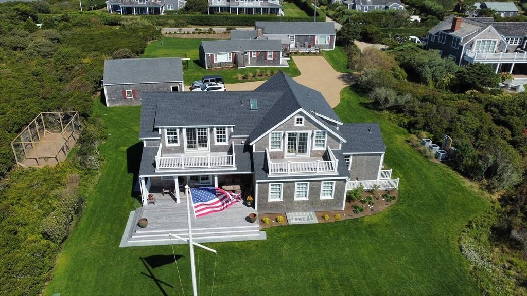 Nantucket, MA 02554,29 Nonantum Ave