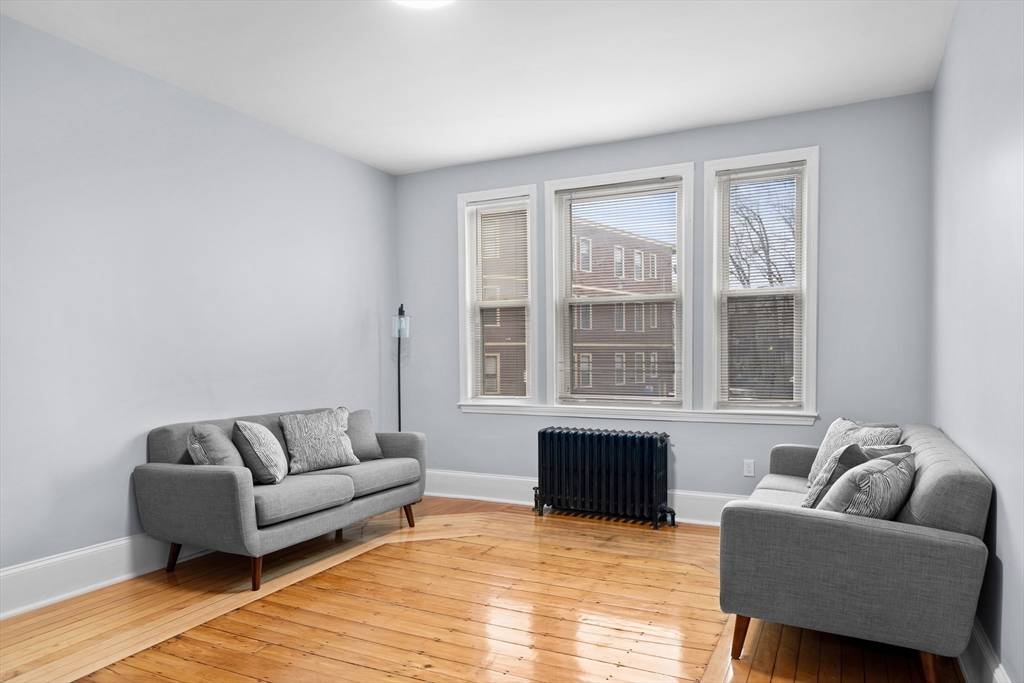 35 Cunningham St Boston, MA 02125