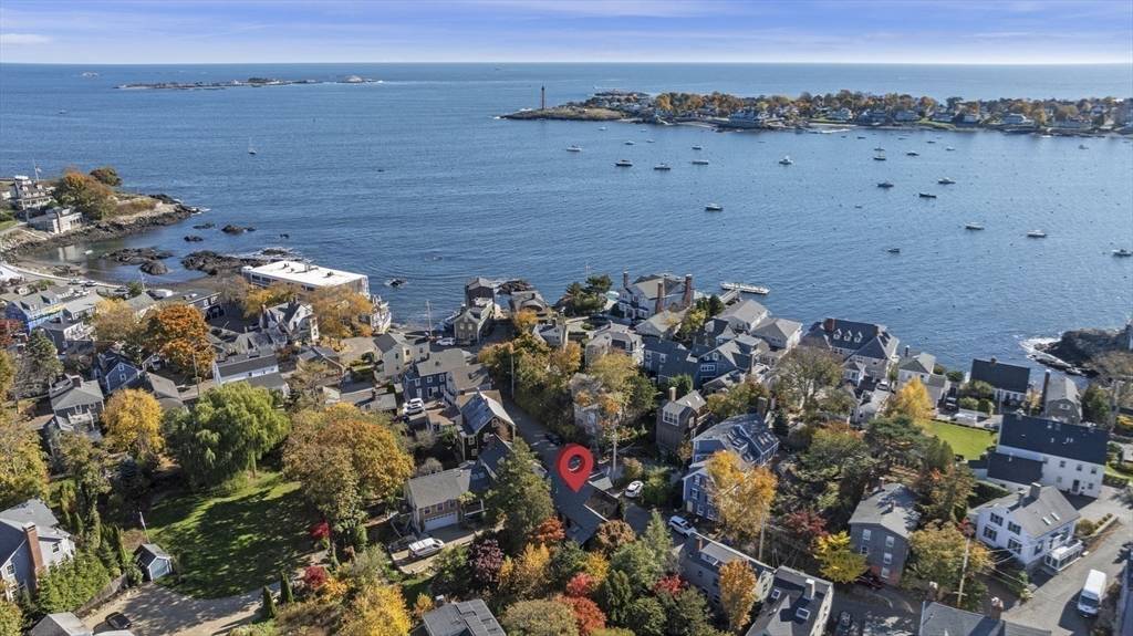 Marblehead, MA 01945,15 Circle Street