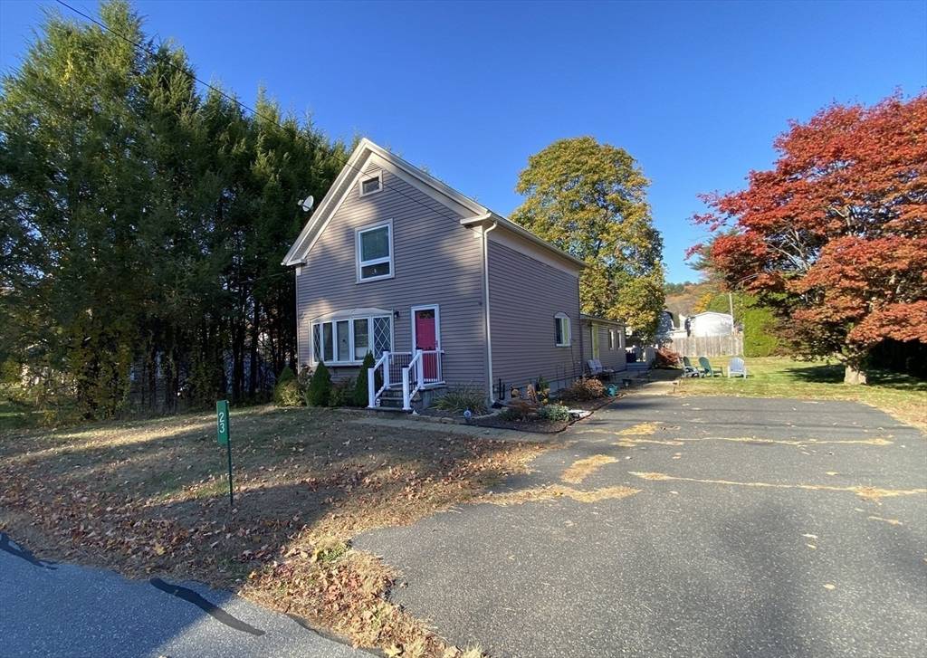 Gill, MA 01354,23 Oak St