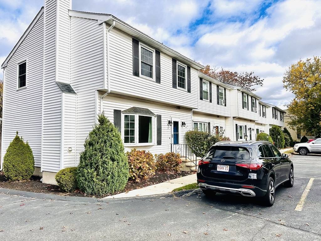 Medford, MA 02155,50 Hicks Ave #21