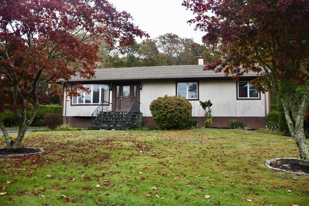 Dartmouth, MA 02747,42 Ruby Ct