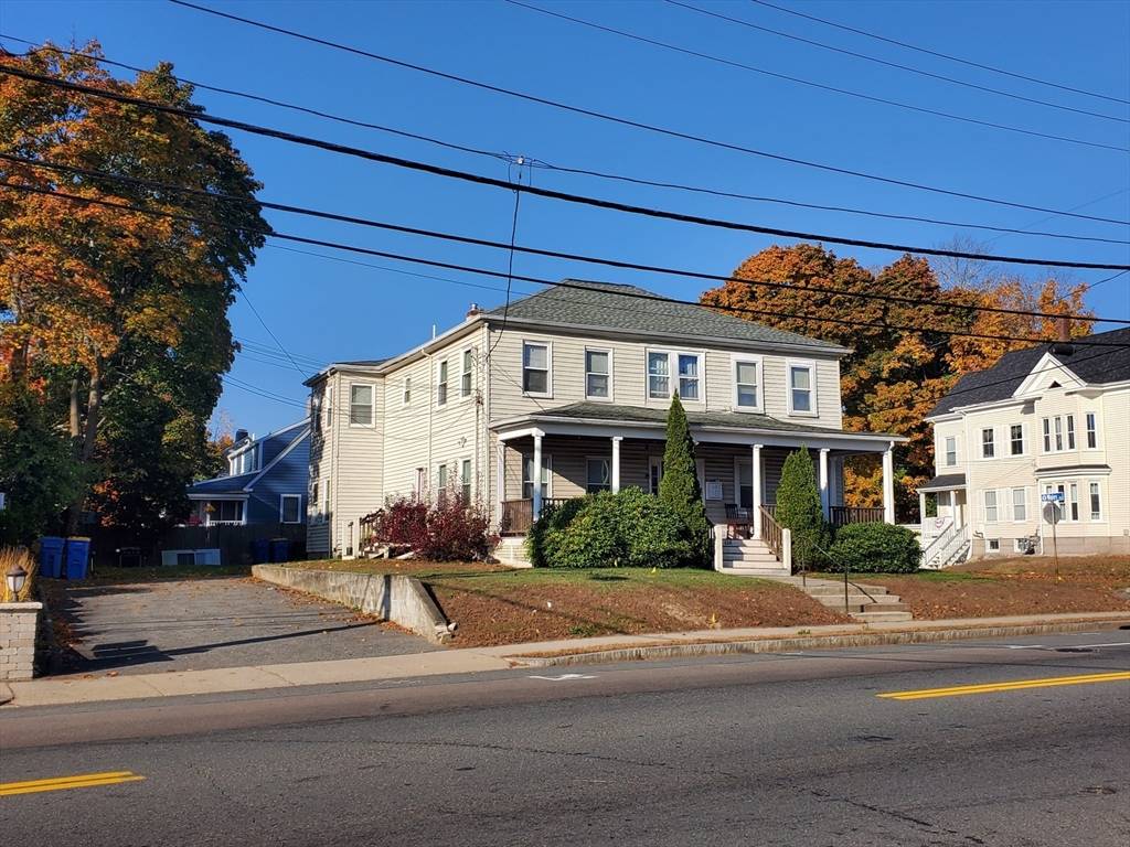 Randolph, MA 02368,426 N Main St