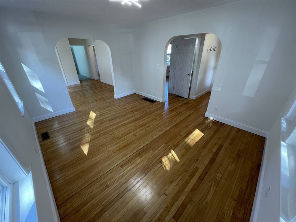 Malden, MA 02148,95-97 Lawrence St #2