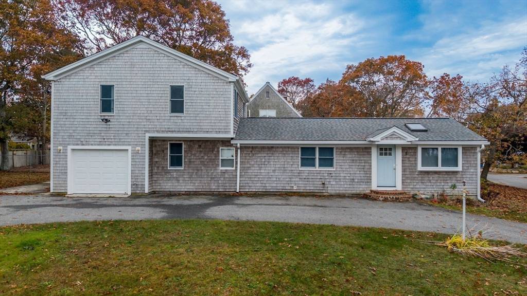 Falmouth, MA 02536,1 Winthrop Dr #1