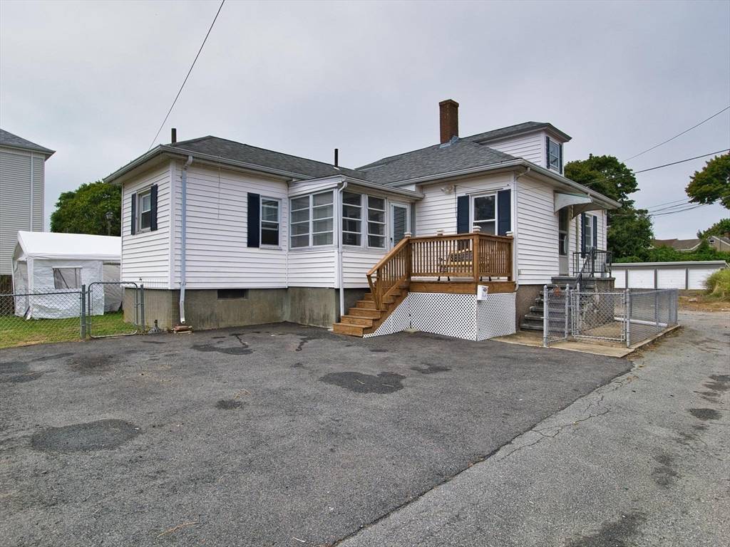 Fall River, MA 02724,57 Larouche St