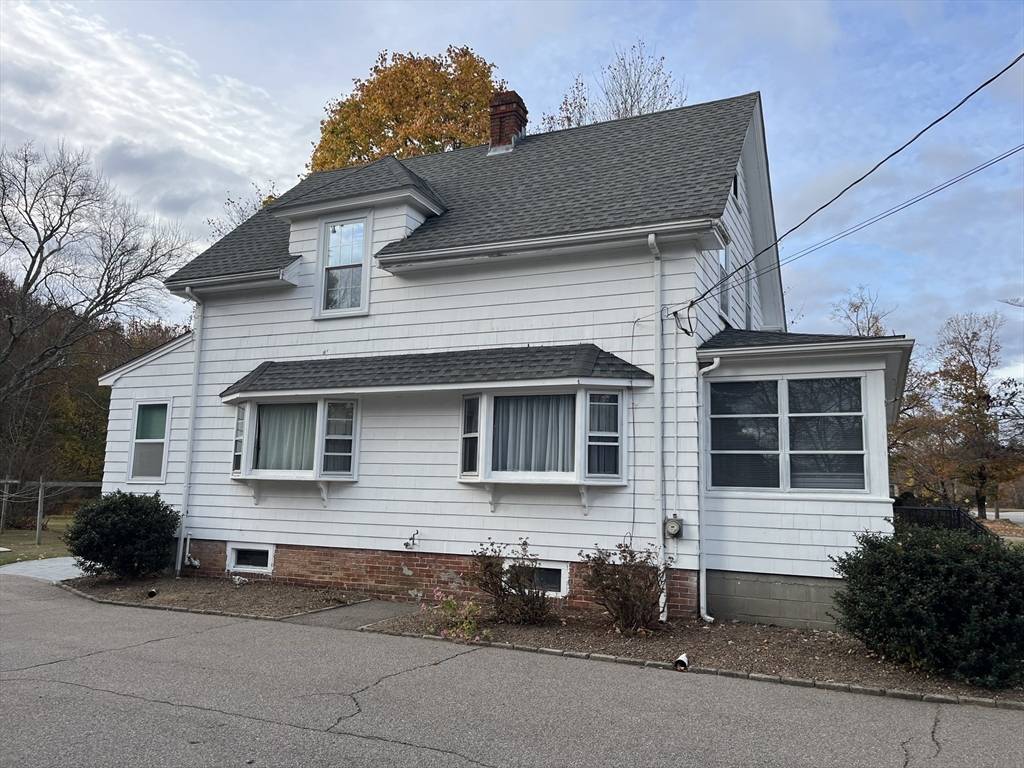 Mansfield, MA 02048,357 Elm Street