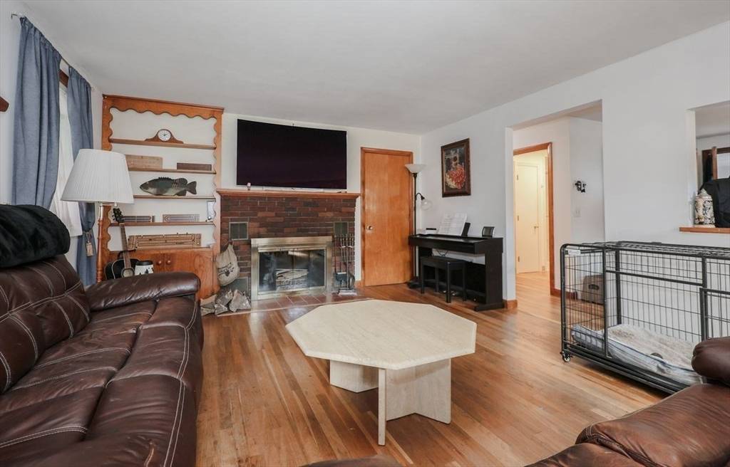 Leominster, MA 01453,21 Chestnut St
