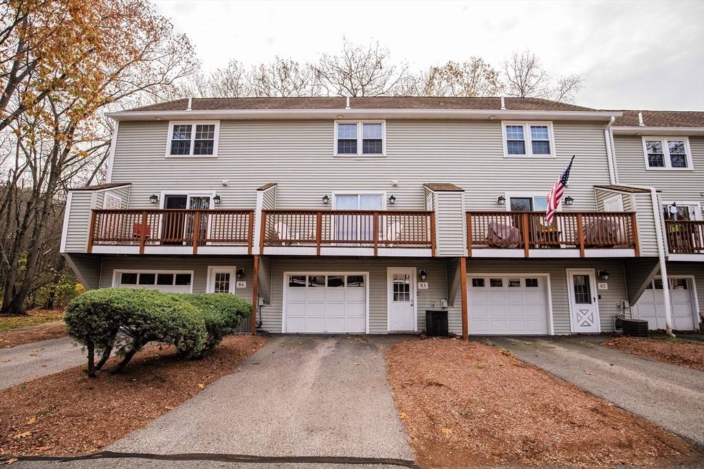 Tewksbury, MA 01876,83 Patrick Rd #38