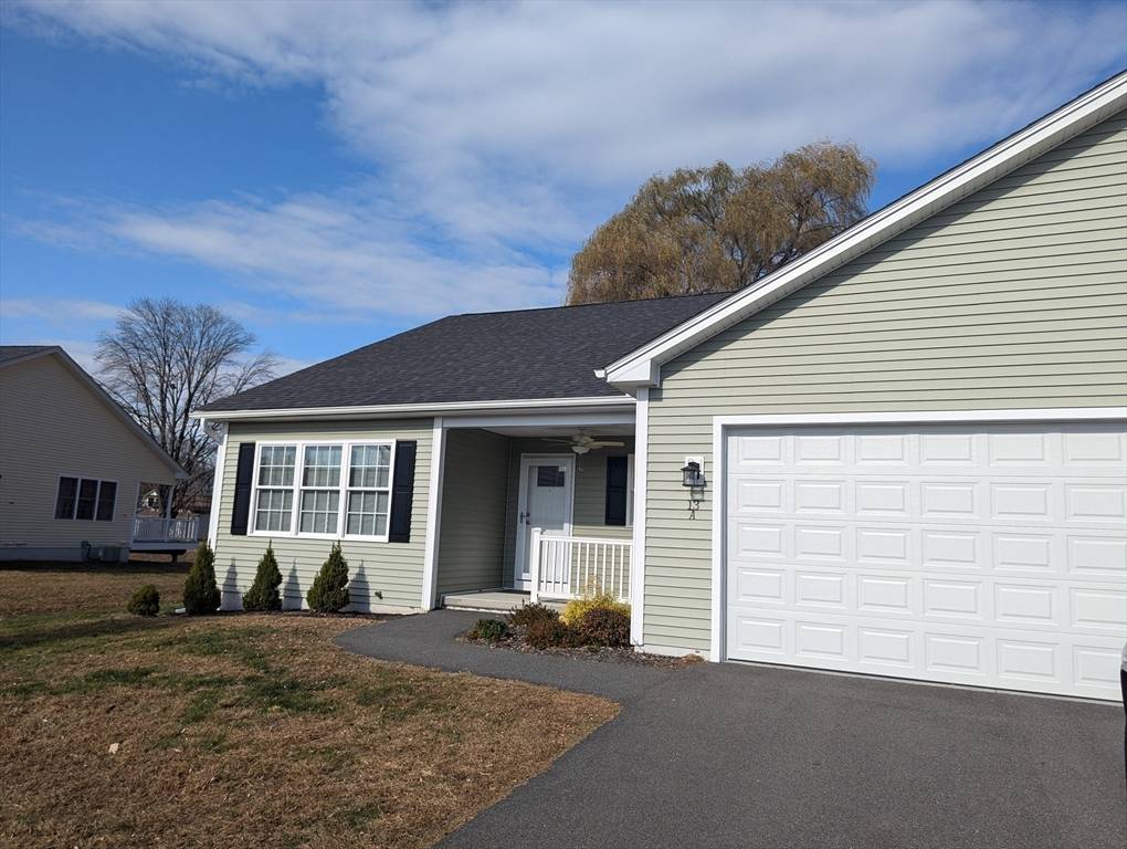 Deerfield, MA 01373,13 Snowberry Circle #A