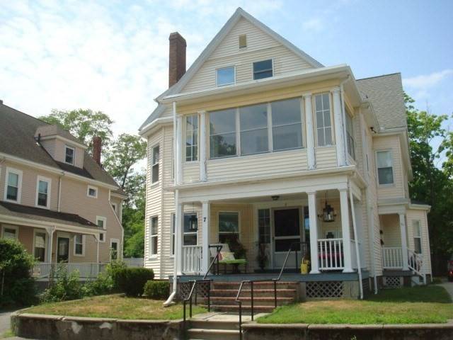 Wellesley, MA 02482,7 Abbott Street #2