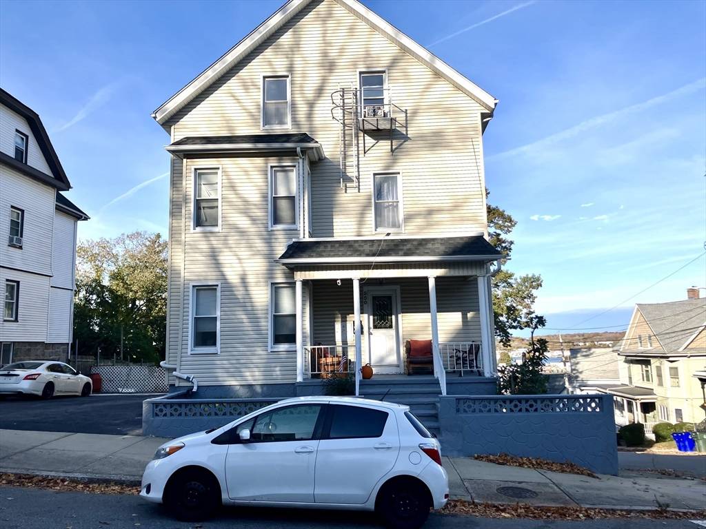 Fall River, MA 02720,550 June St