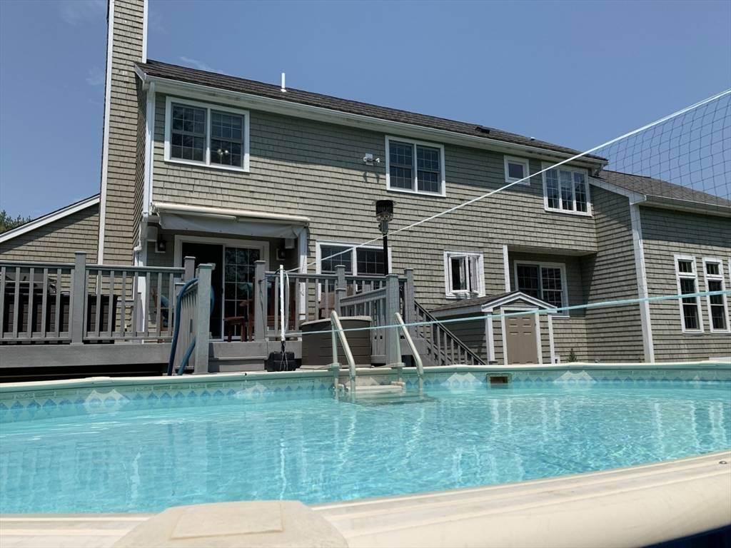 Rehoboth, MA 02769,17 Victoria Ln