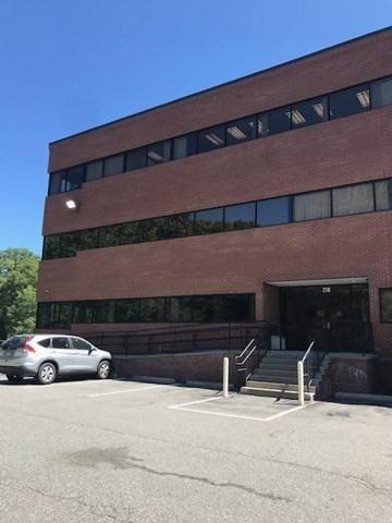 Waltham, MA 02451,220 Bear Hill Rd