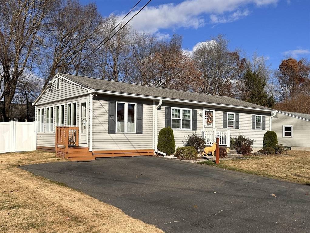 Springfield, MA 01129,36 Sunbrier Rd