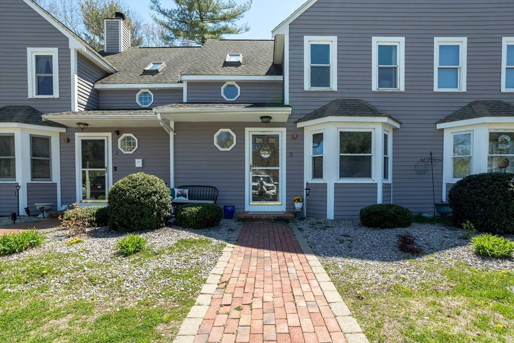 Raynham, MA 02770,69 Leonard Street #3