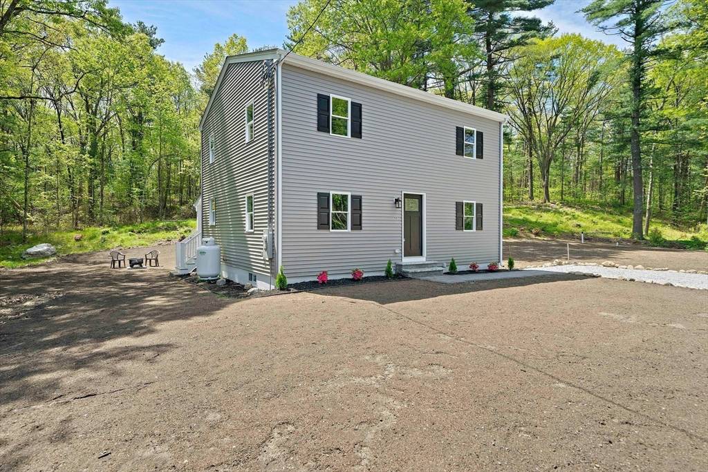 Wrentham, MA 02093,55 Elysium St