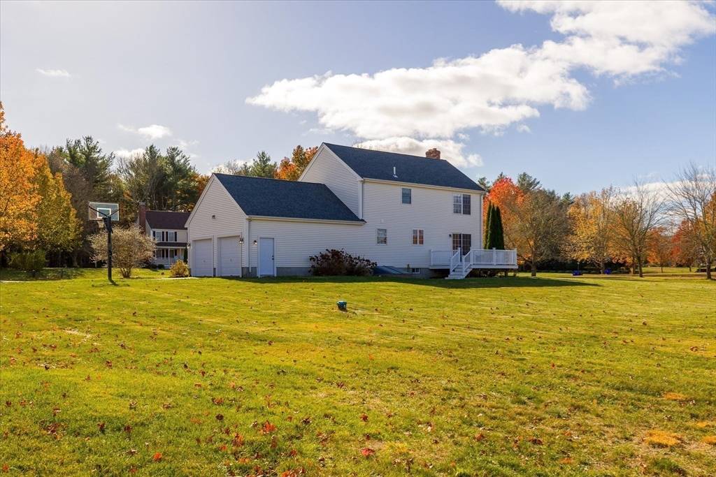 Lakeville, MA 02347,14 Nachaomet Rd