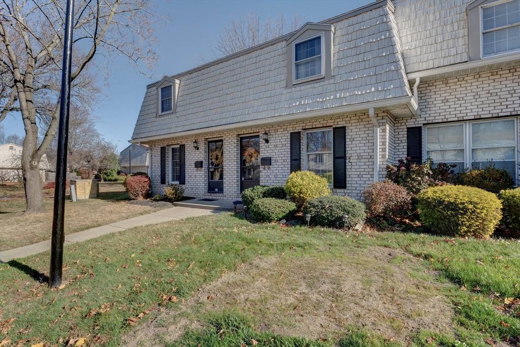 Agawam, MA 01001,80 Corey Colonial #80