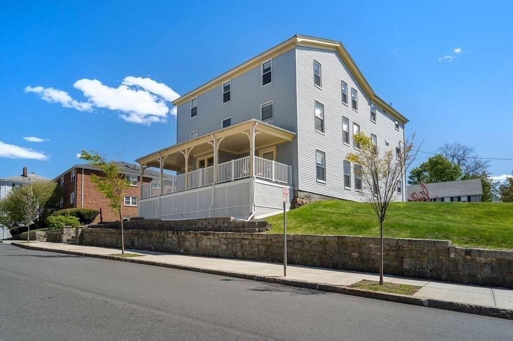 Beverly, MA 01830,42 Railroad Avenue #5