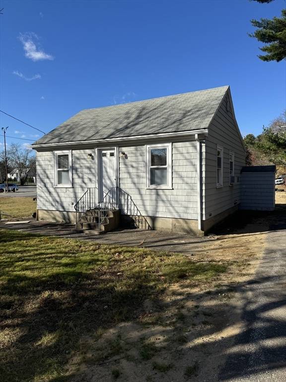 Seekonk, MA 02771,472 Taunton Avenue