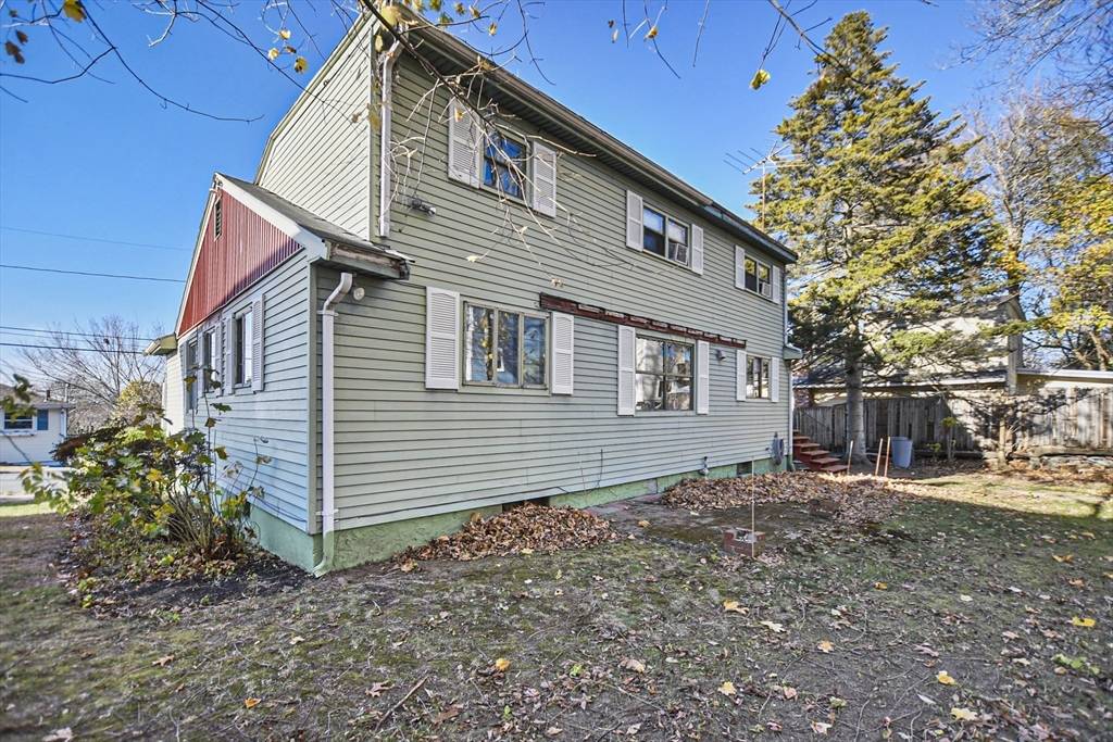 Waltham, MA 02451,123 Pine Hill Circle