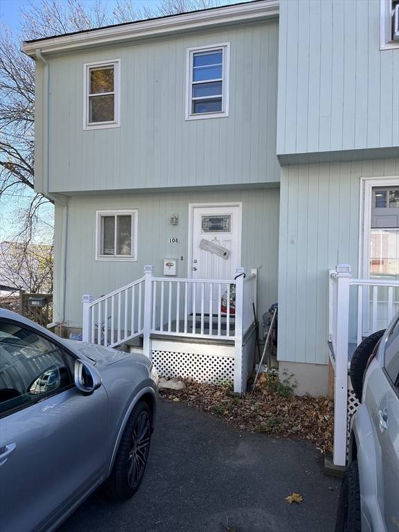 Revere, MA 02151,108 Pearl Ave #3