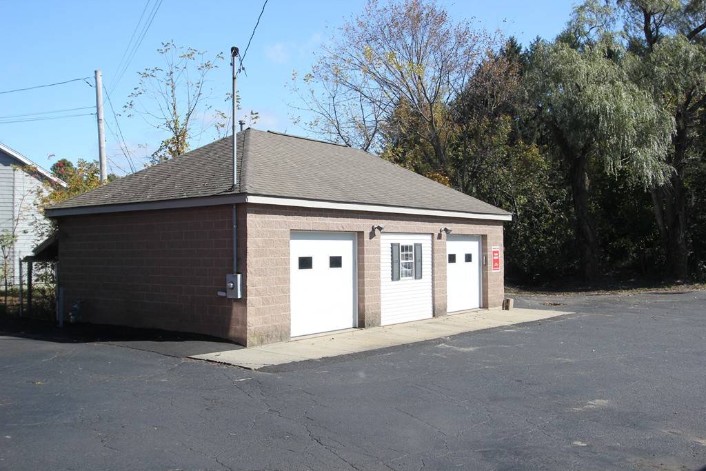 Franklin, MA 02038,326 Union St #Garage