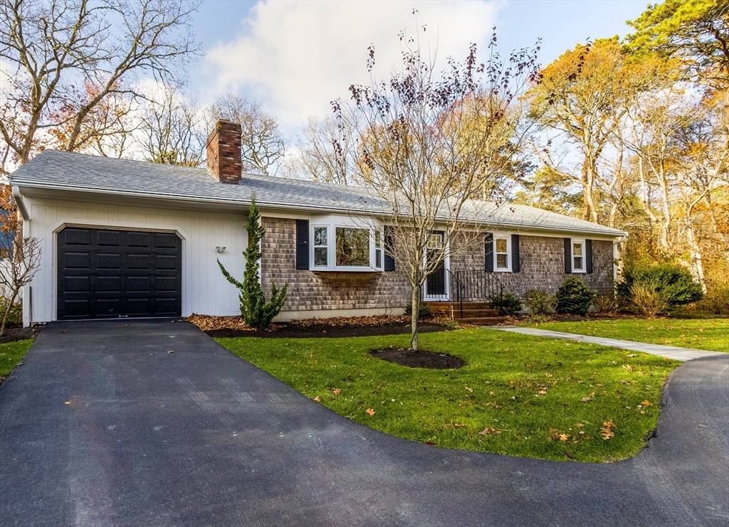 Barnstable, MA 02632,76 Cranberry Lane