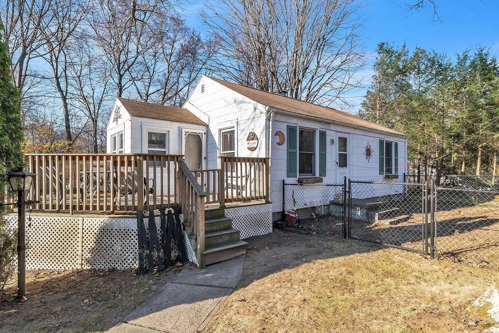 Agawam, MA 01030,92 Sylvan Ln