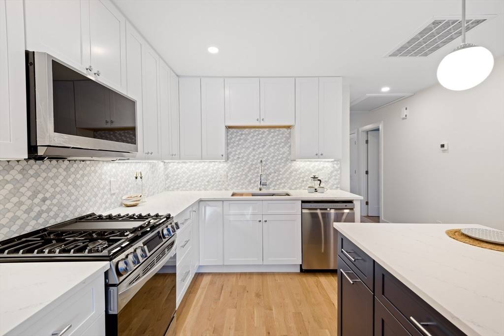 Boston, MA 02130,71 Mozart St #3
