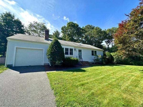 Barnstable, MA 02655,21 Nathans Way