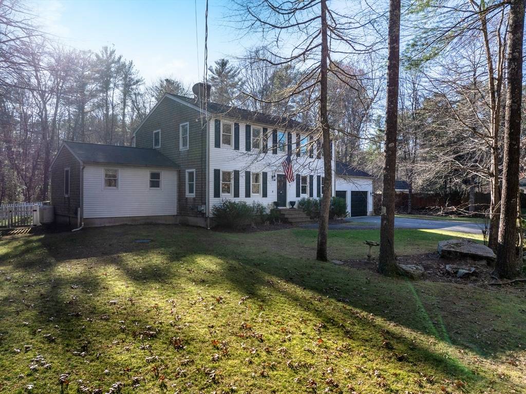 Mattapoisett, MA 02739,12 Riverbend Ln