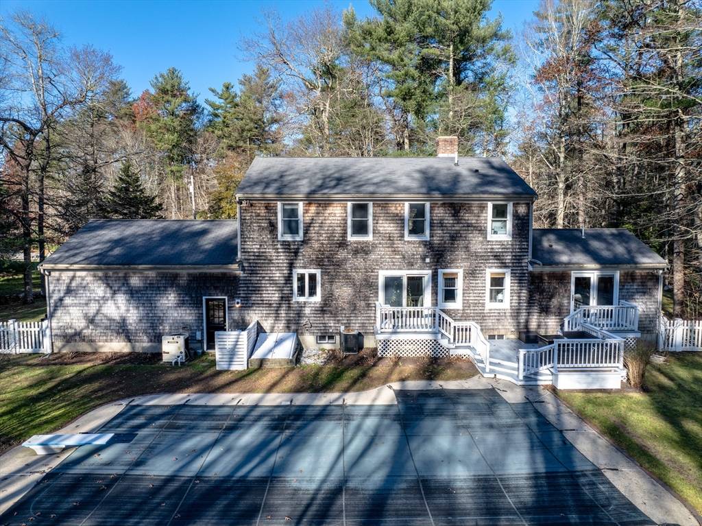 Mattapoisett, MA 02739,12 Riverbend Ln