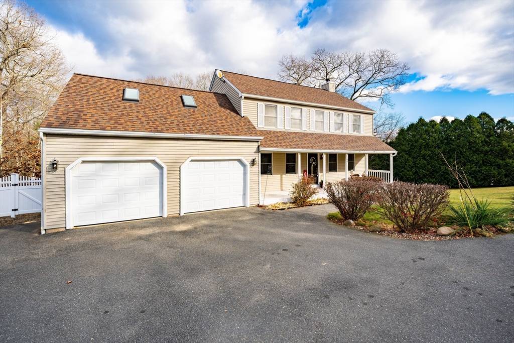 Ludlow, MA 01056,260 Woodland Cir