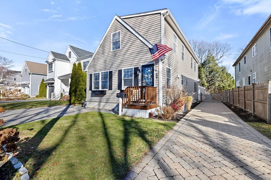 Hingham, MA 02043,59 Wompatuck Rd