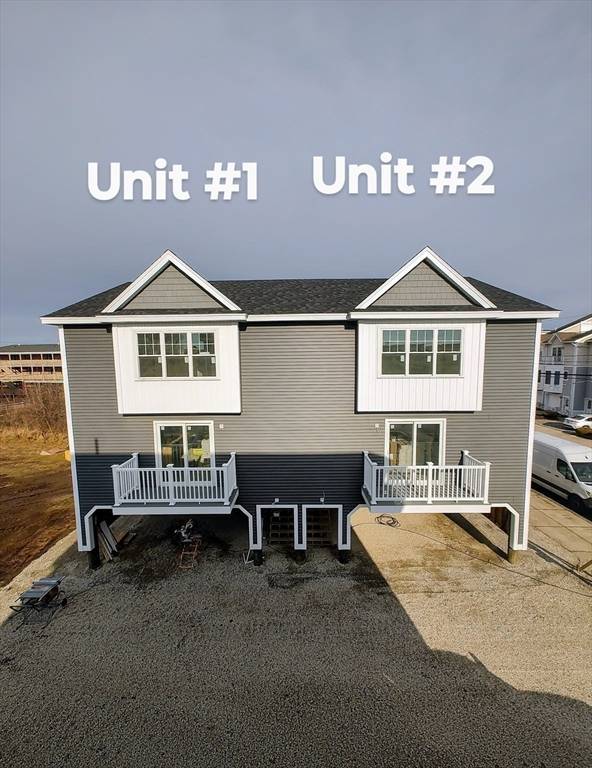 Salisbury, MA 01952,32 Railroad Ave #2