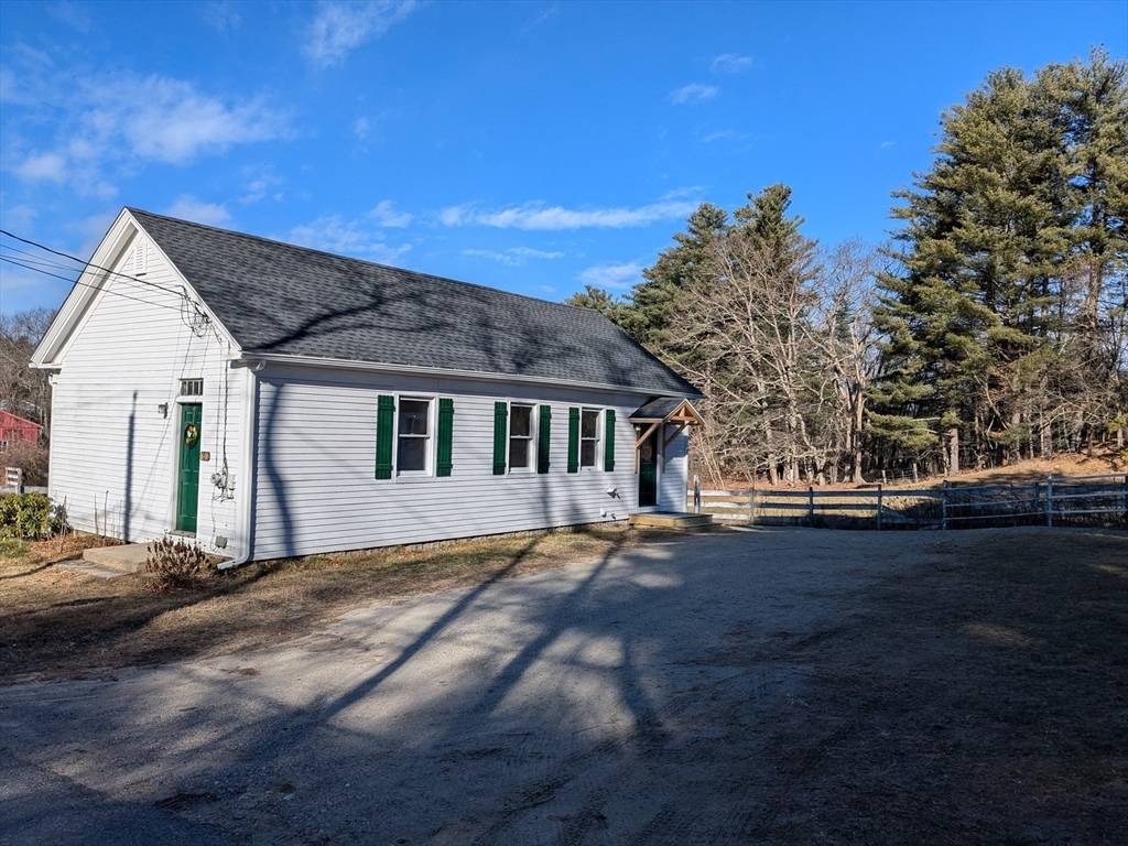 Sterling, MA 01564,6 John Dee Road